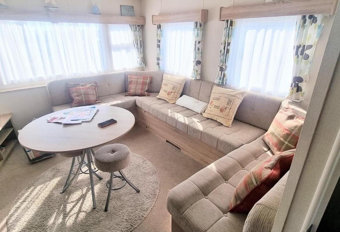 Sea Lets Hotel Selsey Buitenkant foto